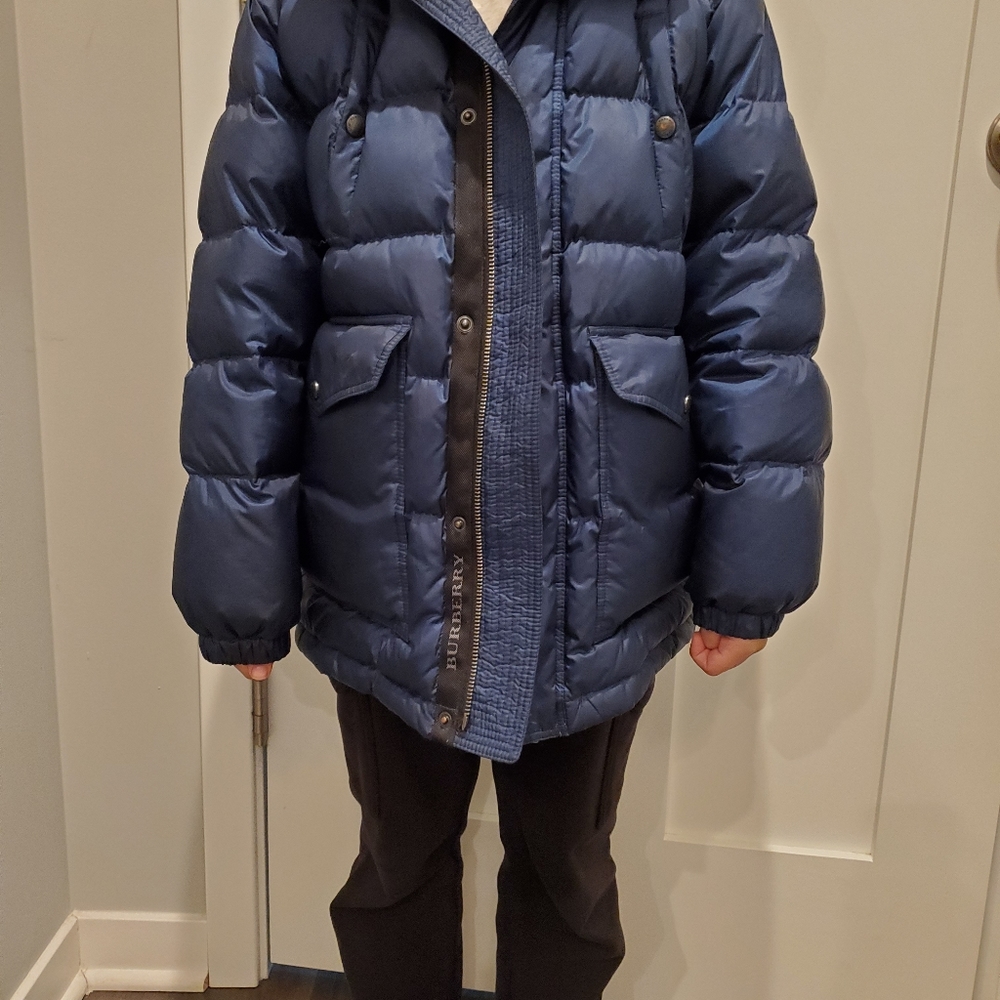 Like New Burberry puffer coat Kids 10Y
